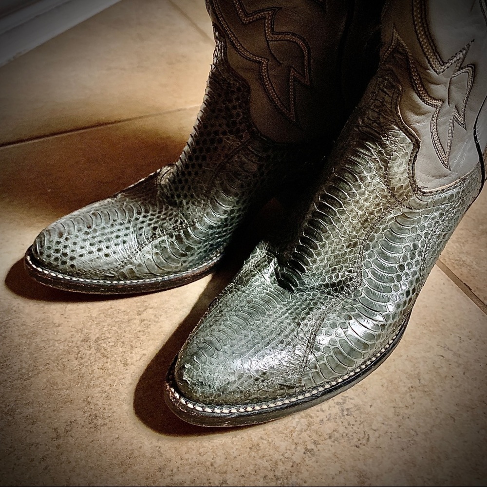 Grey Western Cowgirl Boots Authentic Snake Skin Leather Size 5 Great Condition